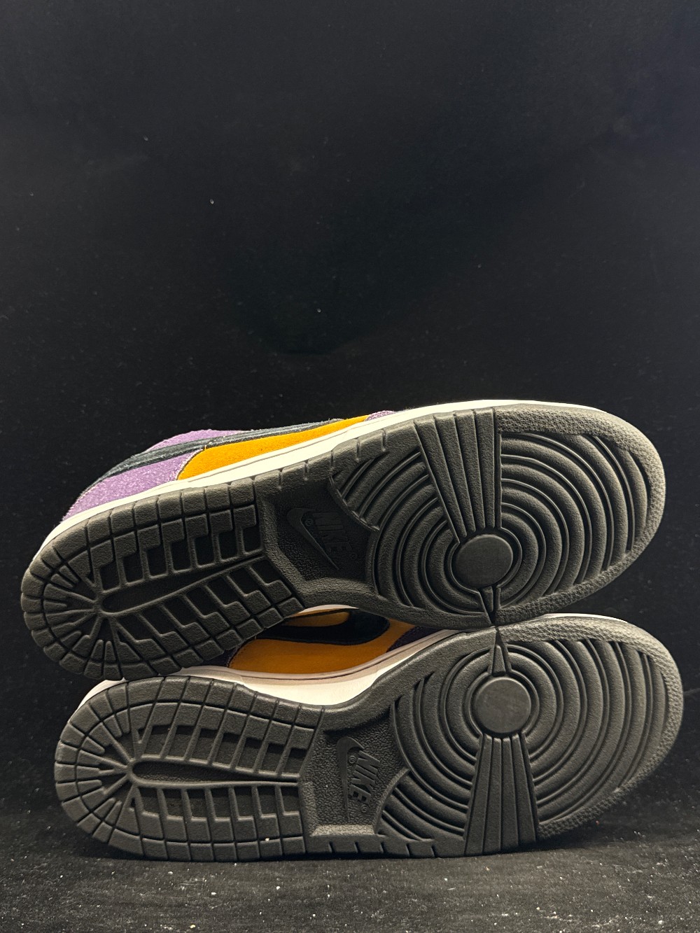 *VNDS* NIKE SB DUNK LOW - GOOFY BOY