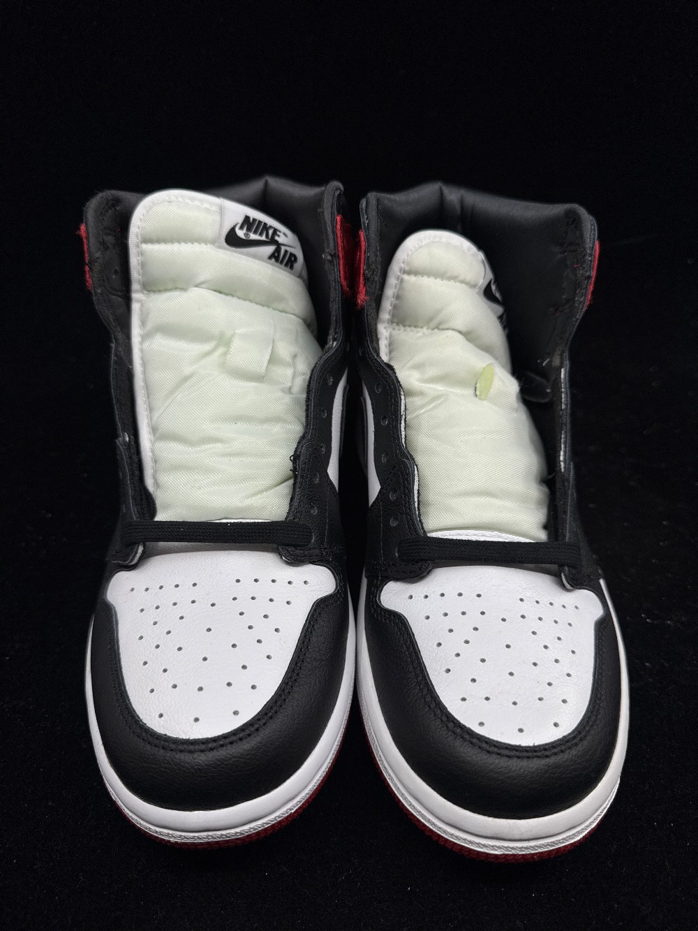 AJ 1 (W) - SATIN BLACK TOE