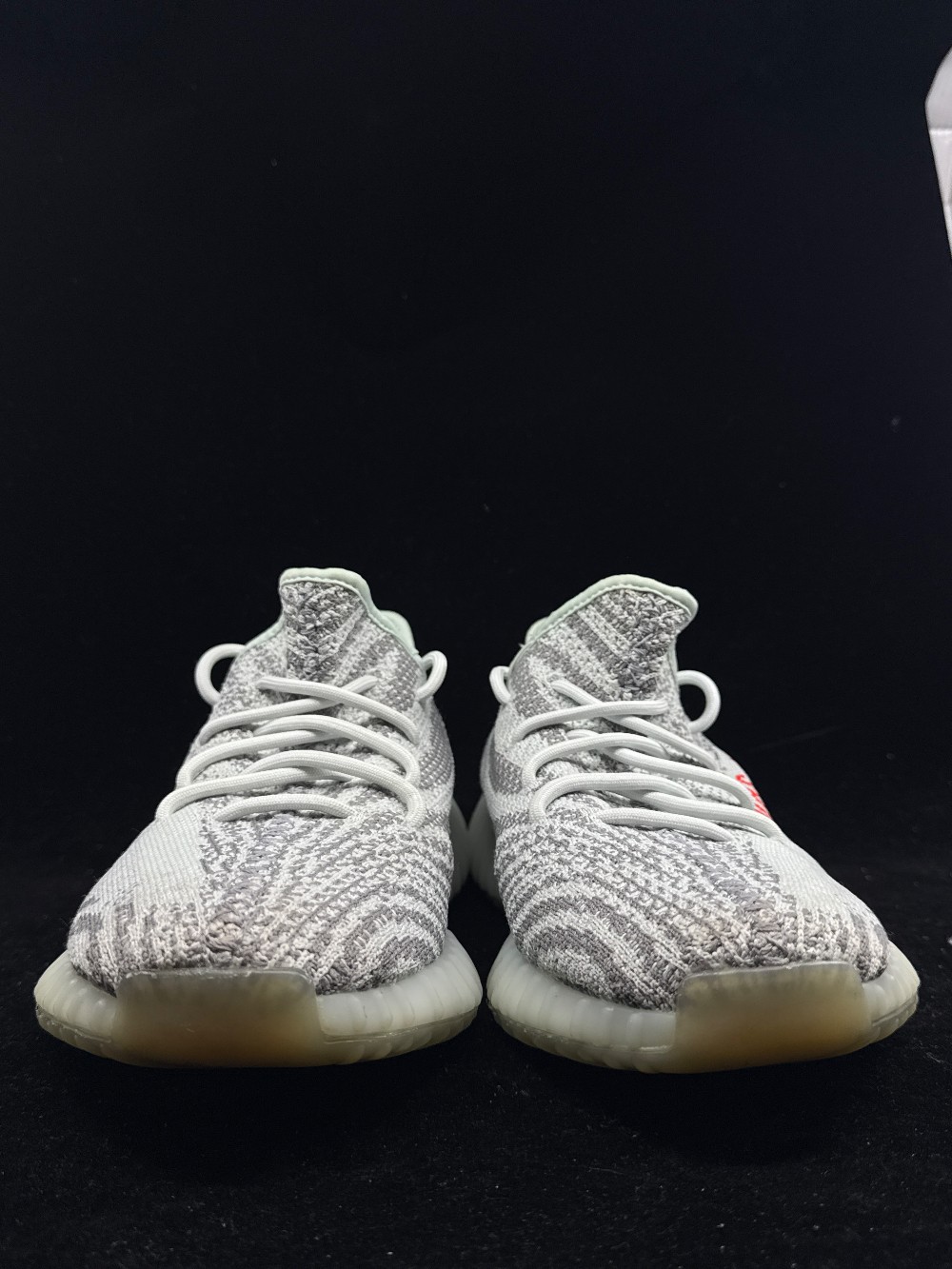 *USED* YEEZY 350 V2 - BLUE TINT