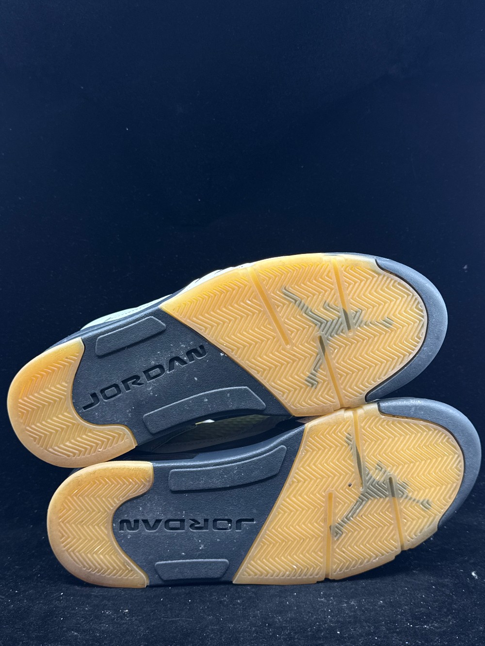 *USED* AJ 5 - JADE HORIZON