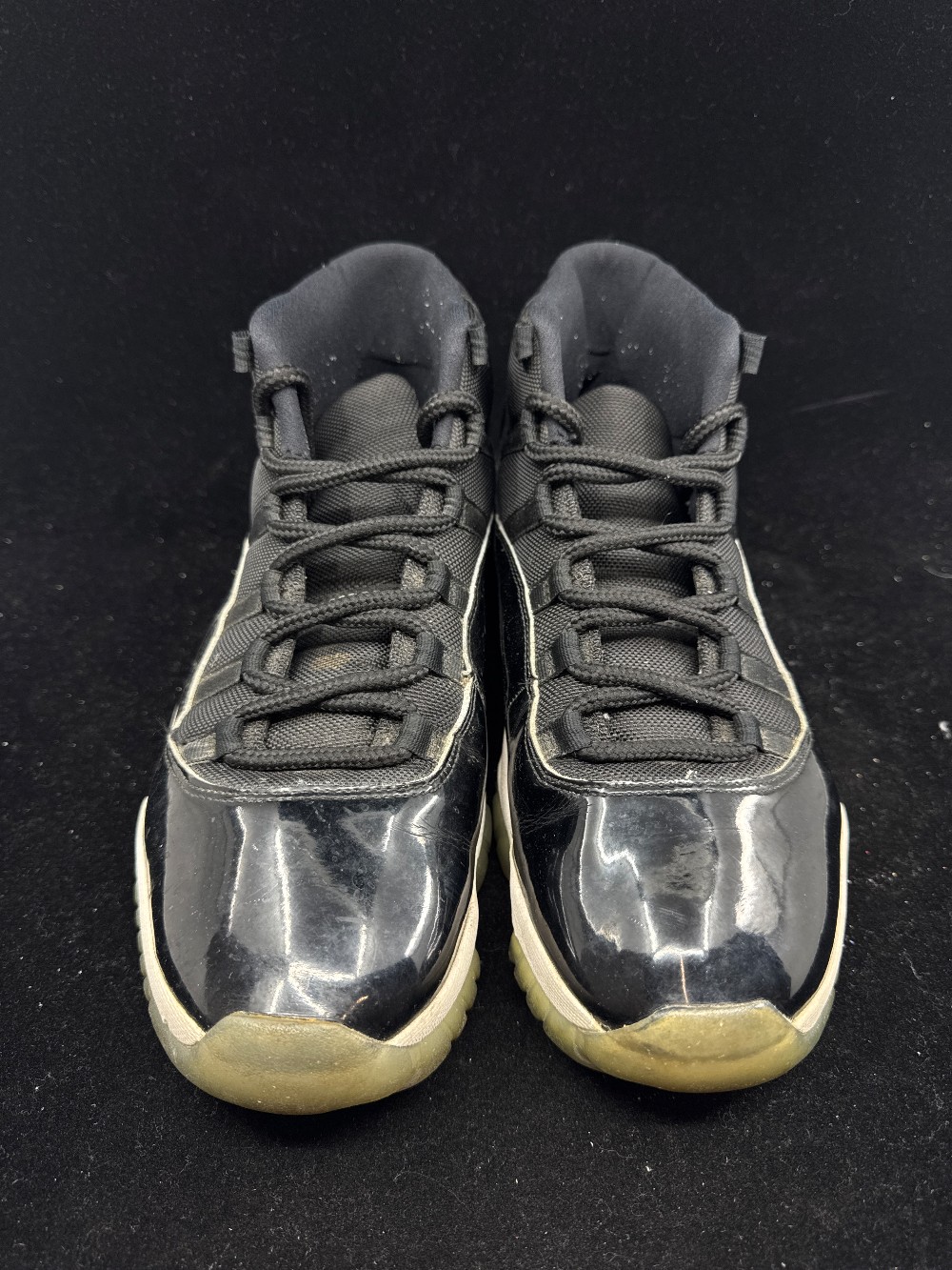 *USED* AJ 11 - SPACE JAM (2016)