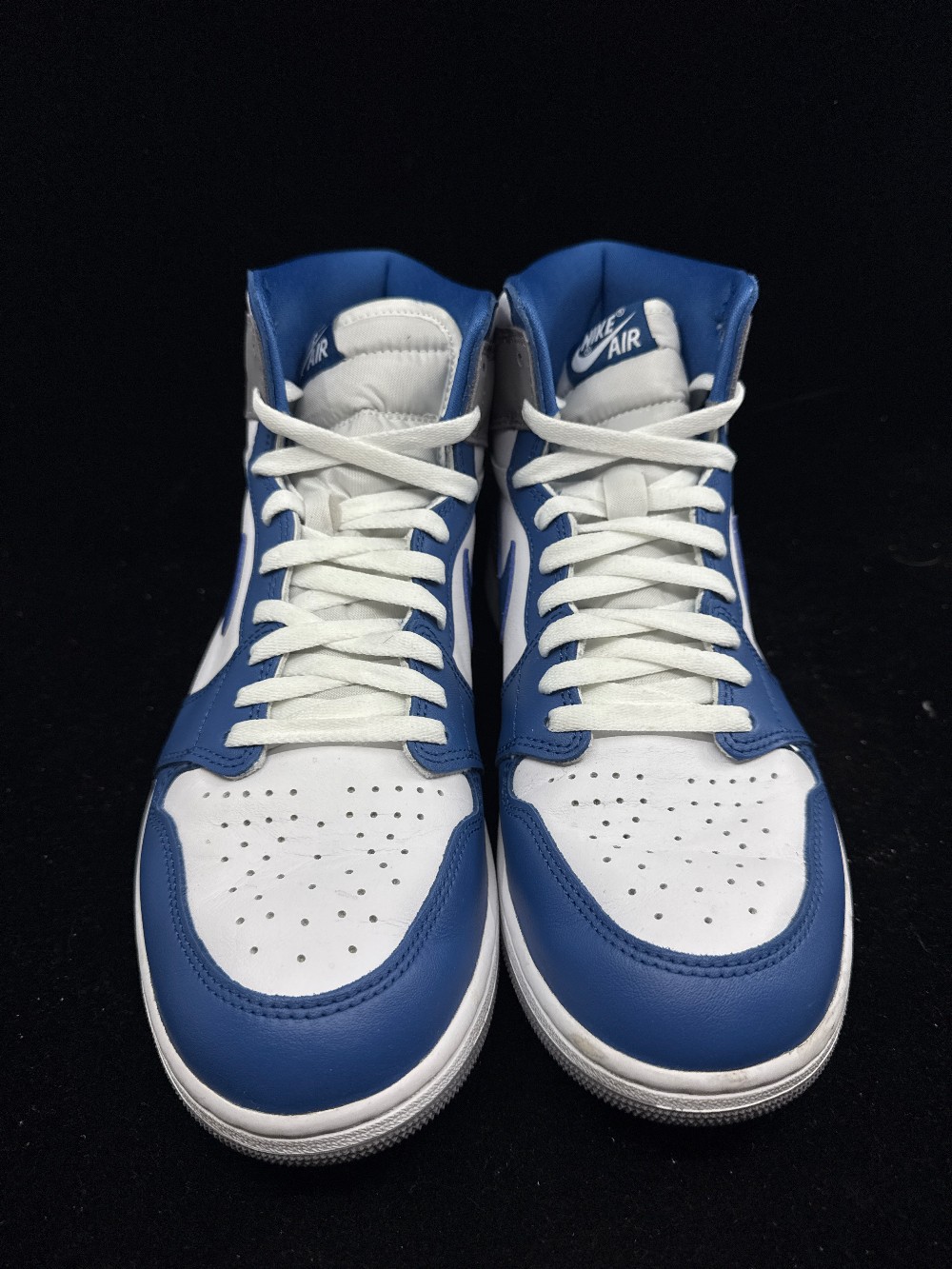 *USED* AJ 1 - TRUE BLUE