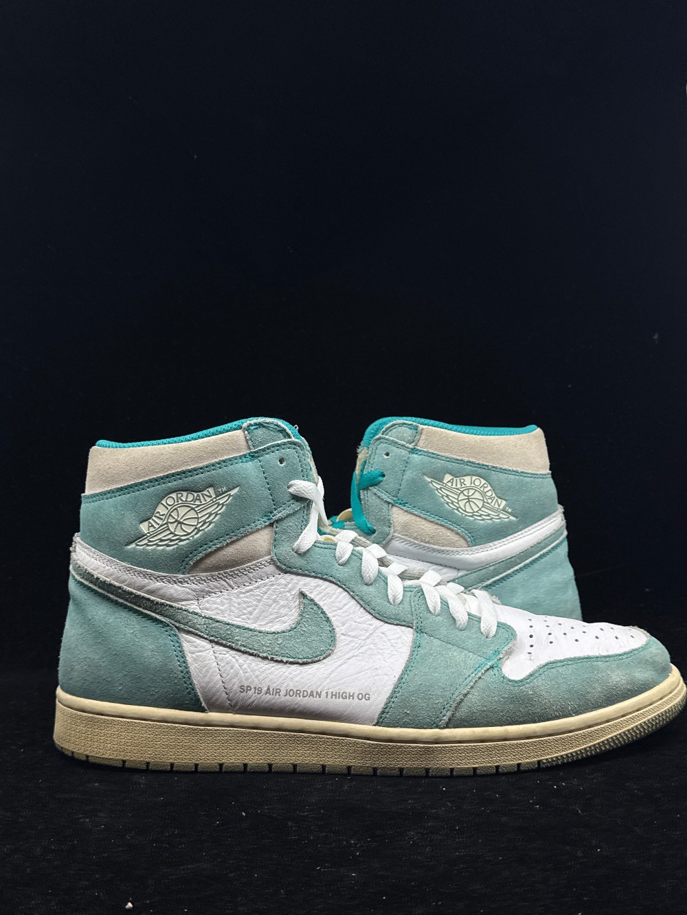 *USED/REP BOX* AJ 1 - TURBO GREEN