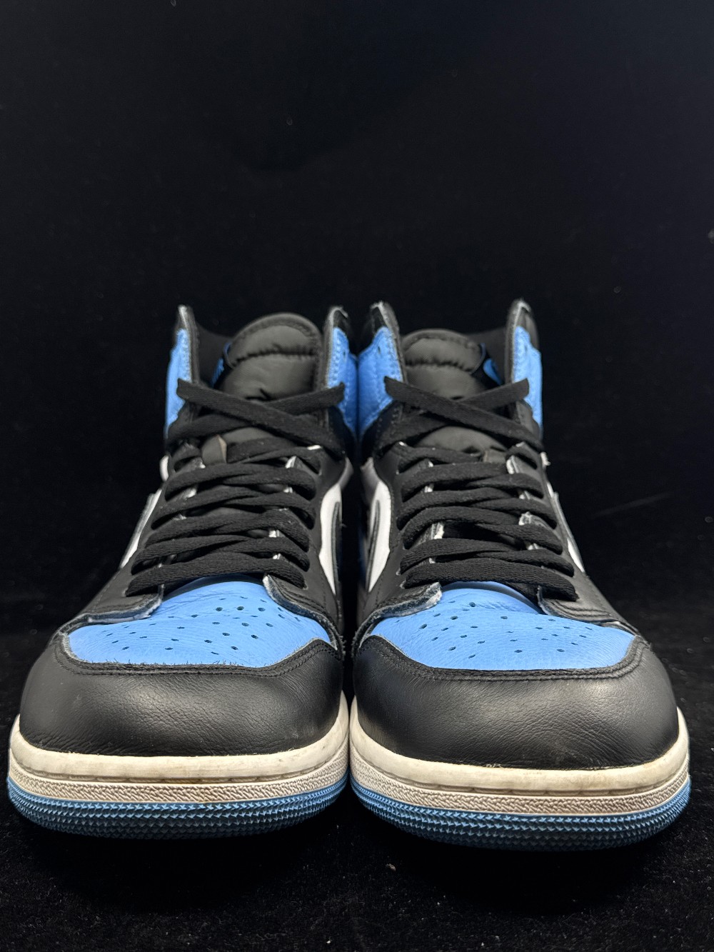 *USED* AJ 1 - UNC TOE
