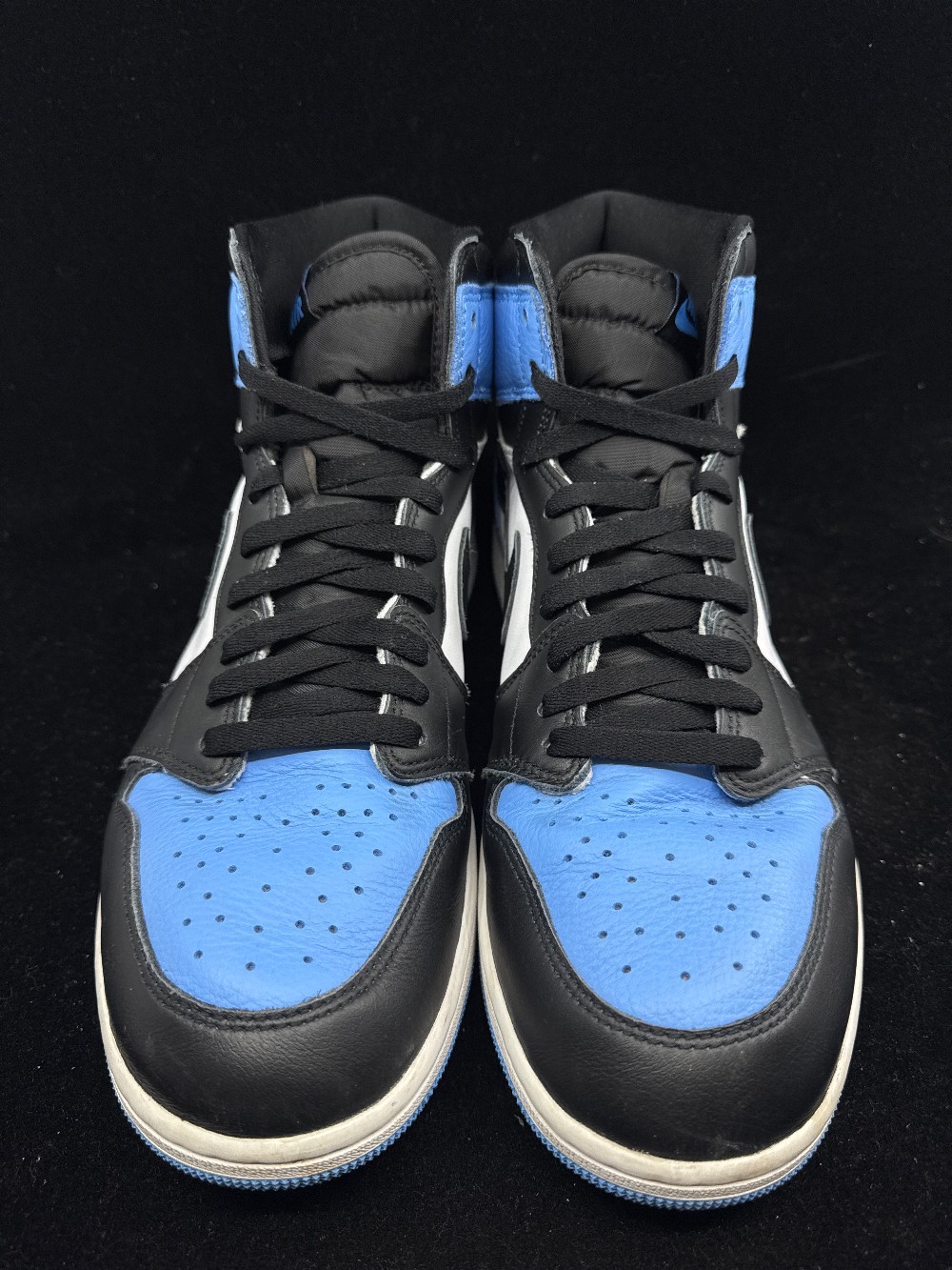 *USED* AJ 1 - UNC TOE