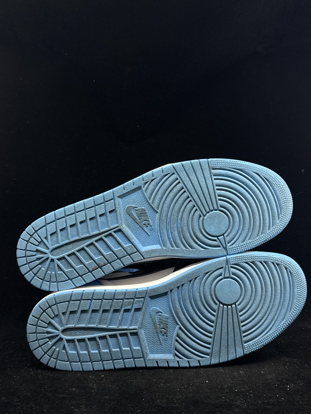 *USED* AJ 1 - UNC TOE