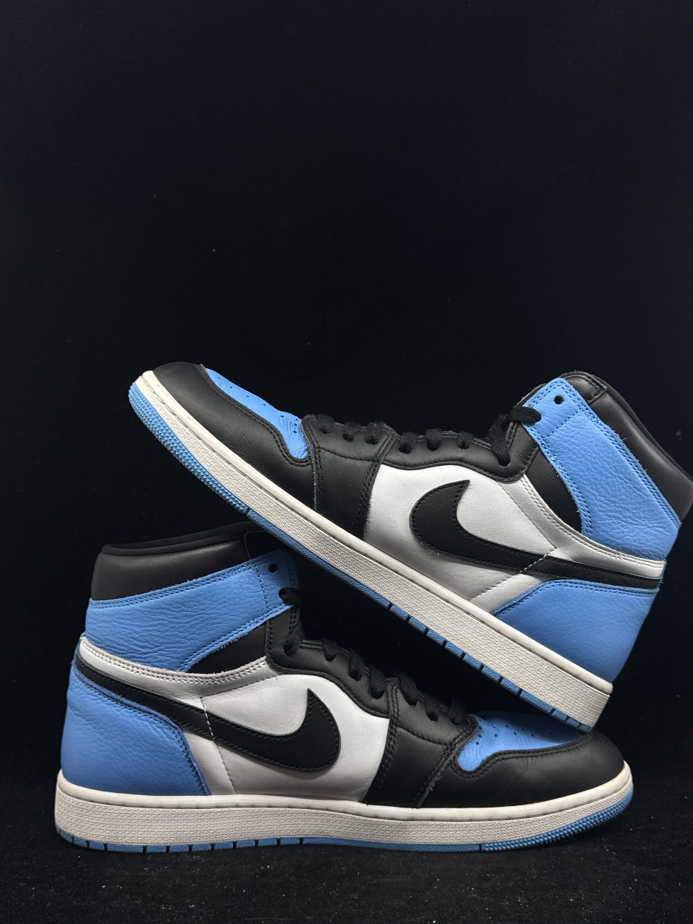 *USED* AJ 1 - UNC TOE