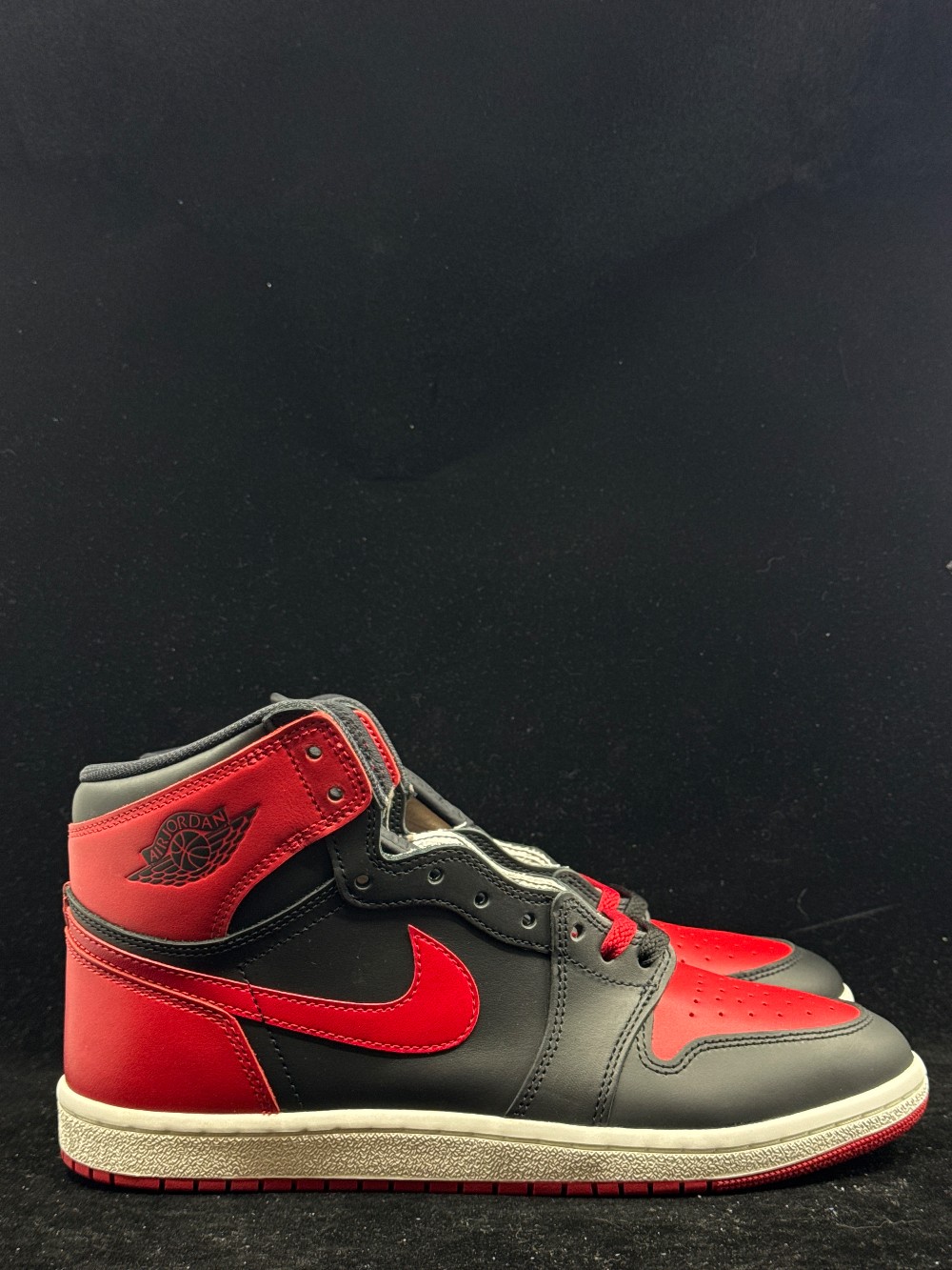 AJ 1 '85 - BRED (2025)