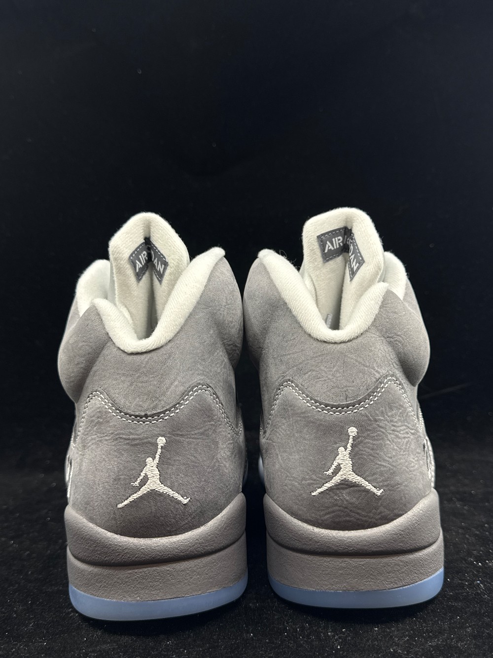 AJ 5 - WOLF GREY (2026)