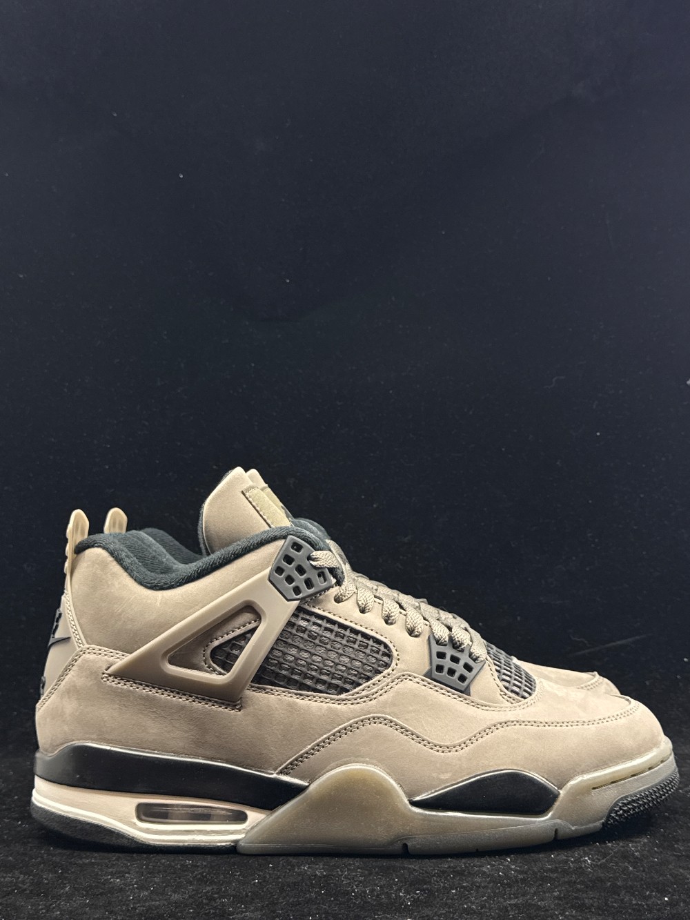 AJ 4 - CAVE STONE