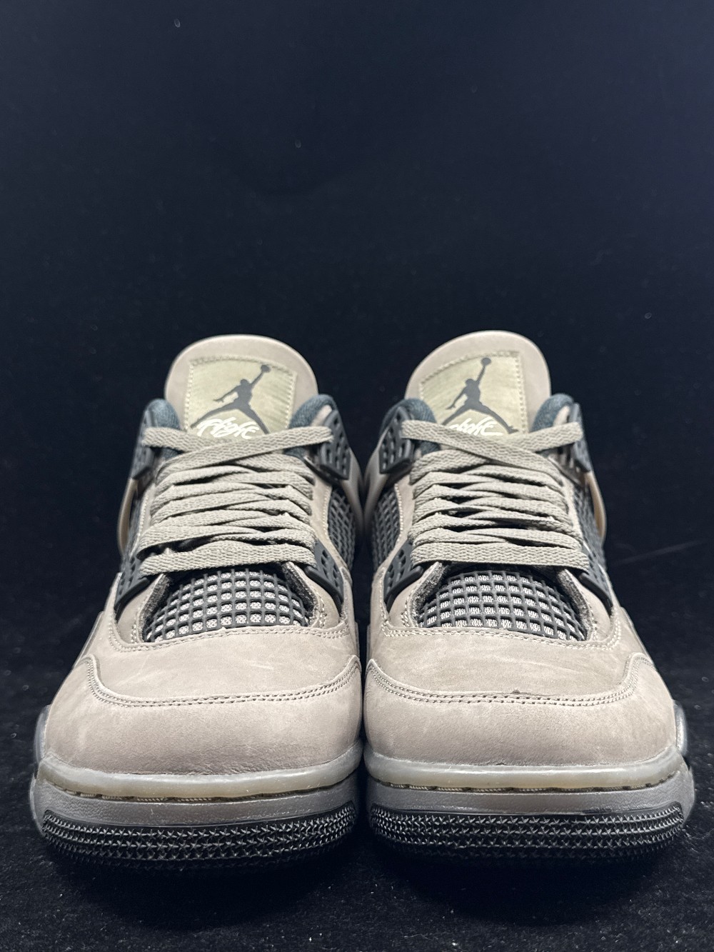 AJ 4 - CAVE STONE