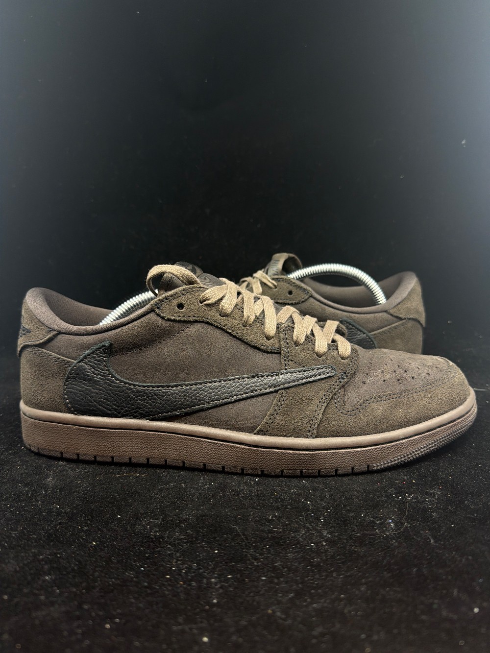 *USED* AJ 1 X TRAVIS SCOTT - VELVET BROWN