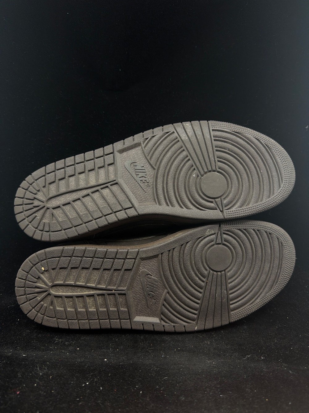 *USED* AJ 1 X TRAVIS SCOTT - VELVET BROWN