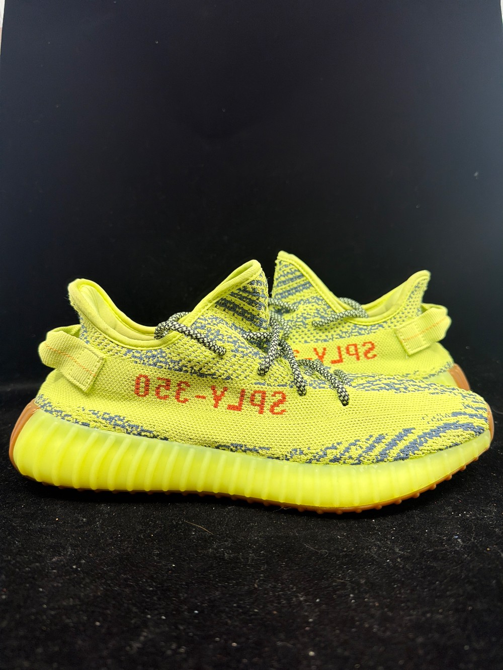 *USED* YEEZY BOOST 350 V2 - SEMI FROZEN YELLOW
