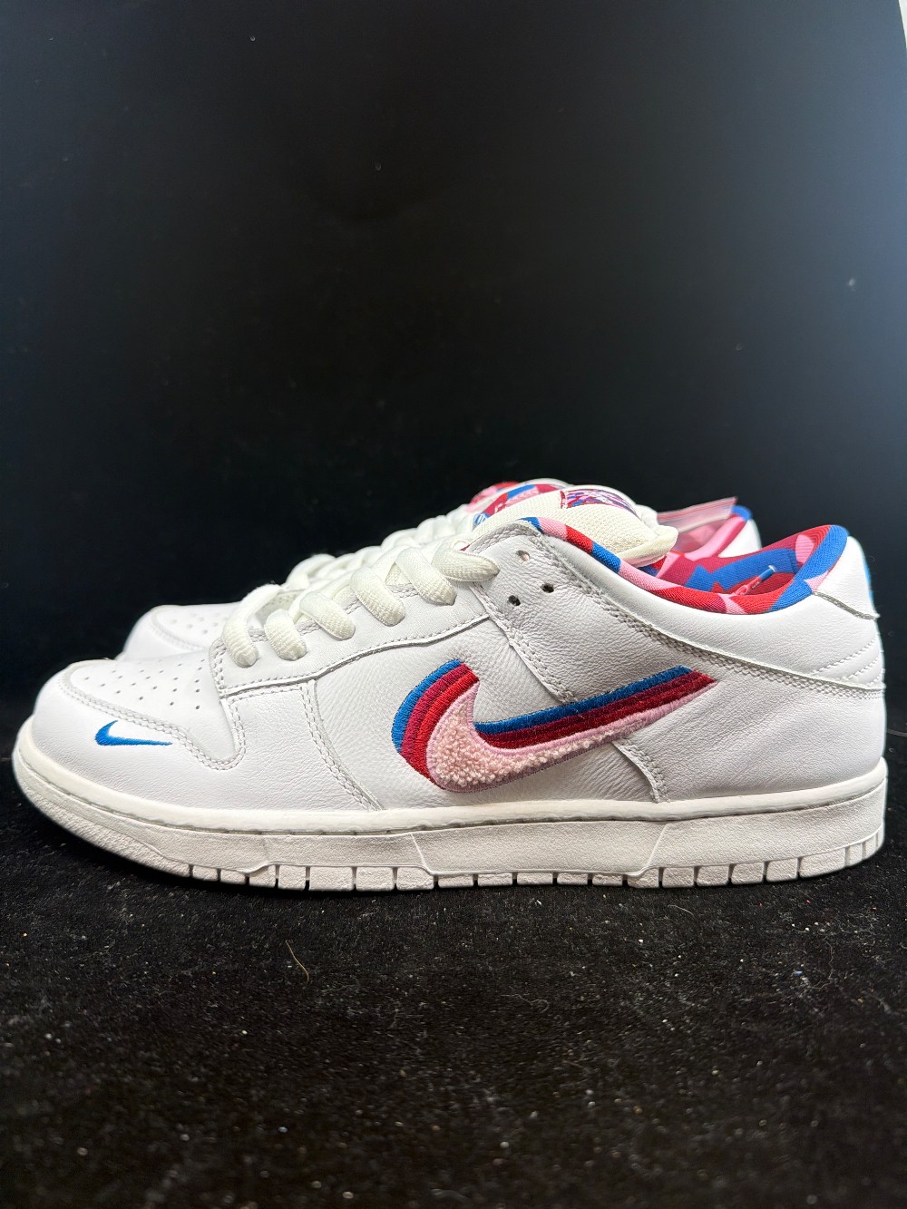 NIKE SB DUNK LOW - PARRA