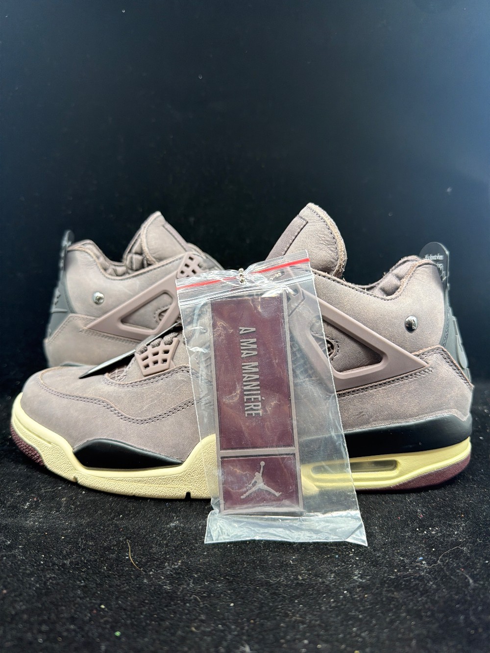 *VNDS* AJ 4 X A MA MANIERE - VIOLET ORE