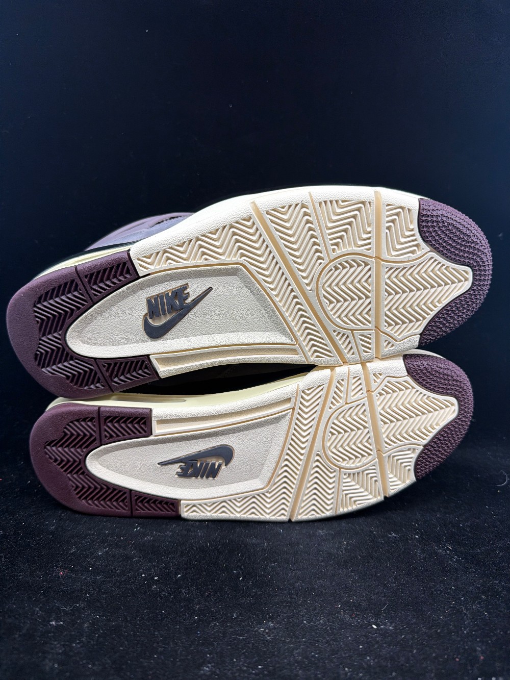 *VNDS* AJ 4 X A MA MANIERE - VIOLET ORE