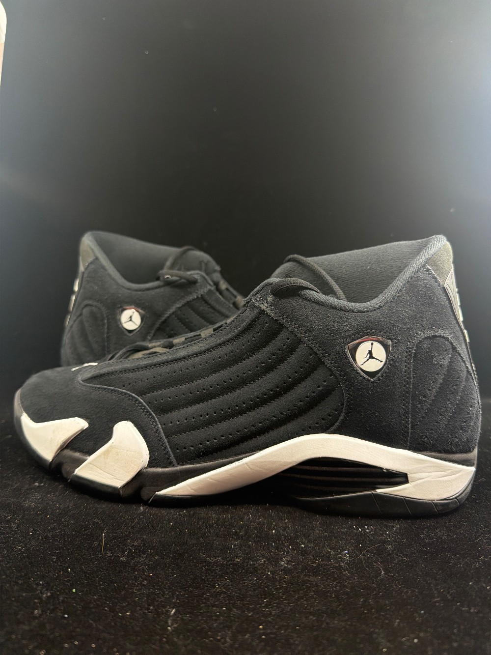*USED/NO BOX* AJ 14 - BLACK WHITE