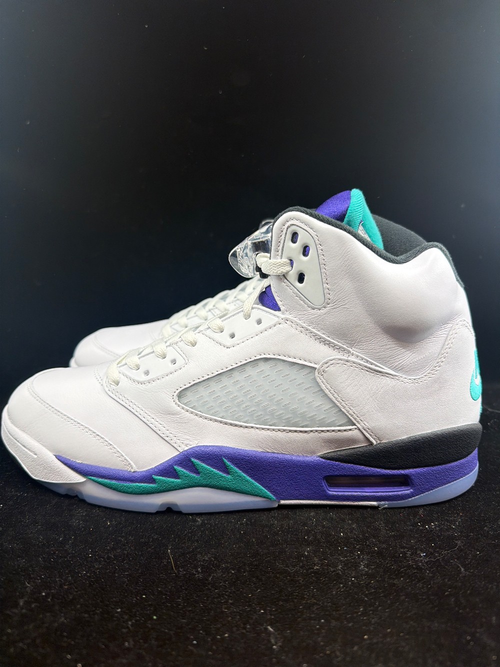 AJ 5 - GRAPE (2025)