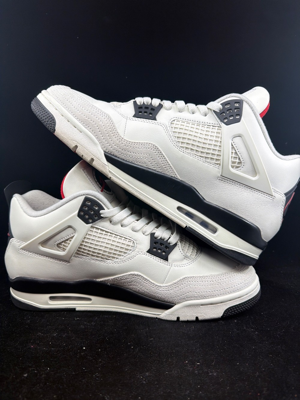 *USED* AJ 4 - FLIGHT CLUB