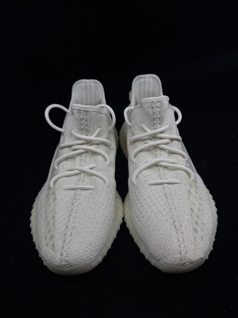 *USED* YEEZY 350 BOOST V2 - BONE