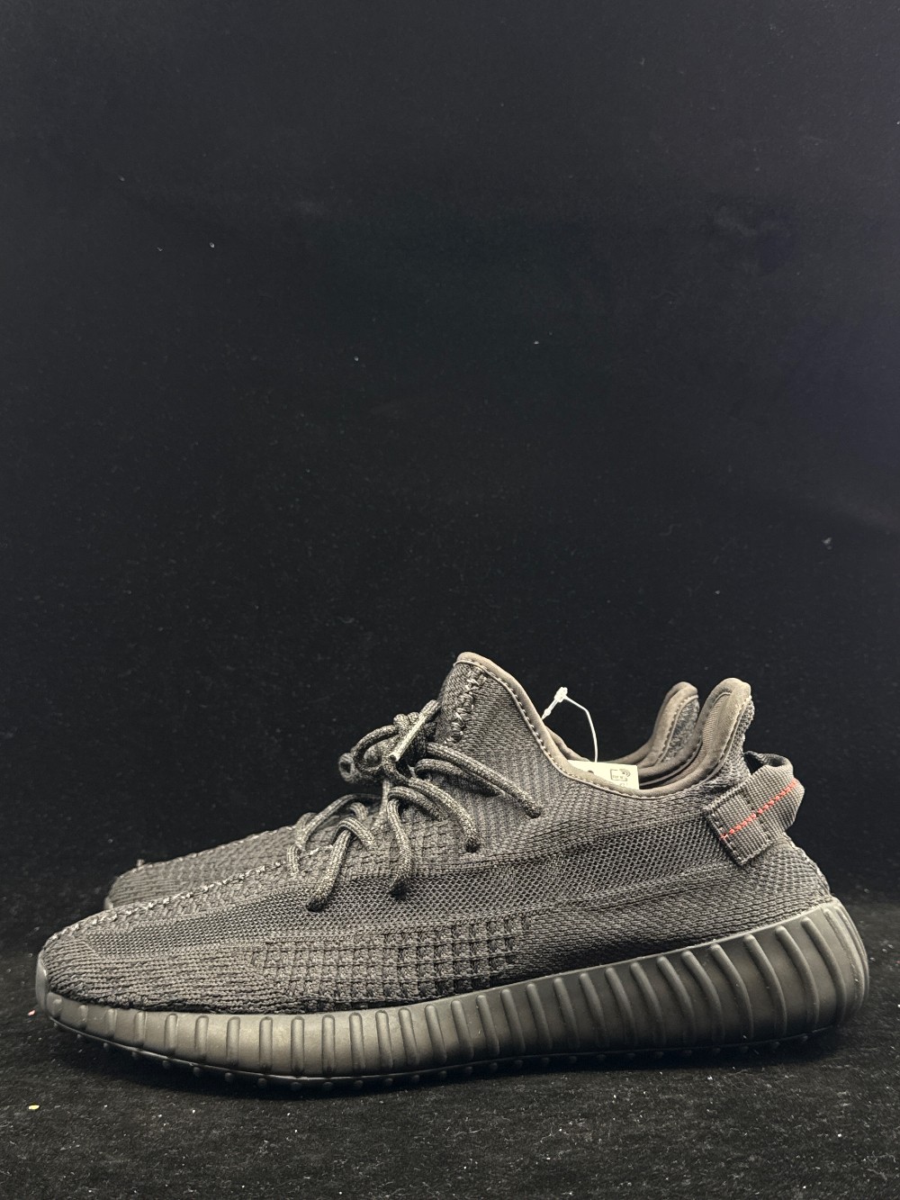 YEEZY 350 BOOST V2 - BLACK (NON-REFLECTIVE)