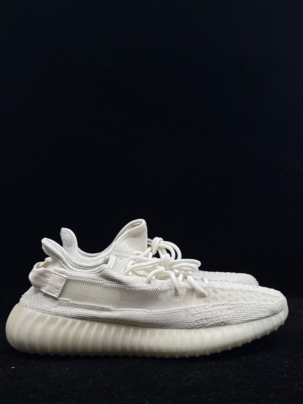 YEEZY 350 BOOST V2 - BONE