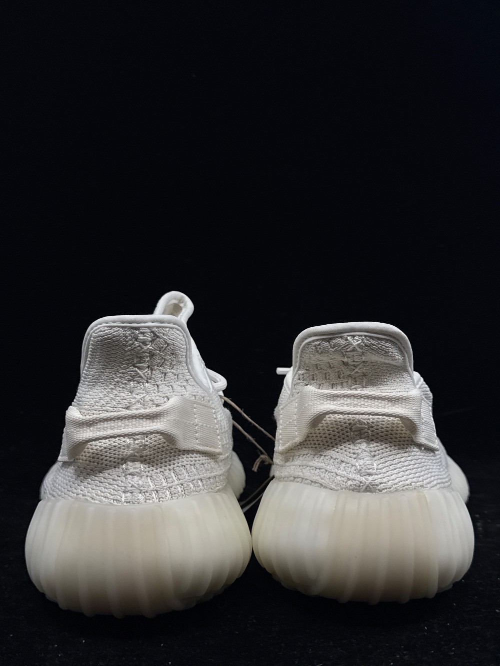 YEEZY 350 BOOST V2 - BONE