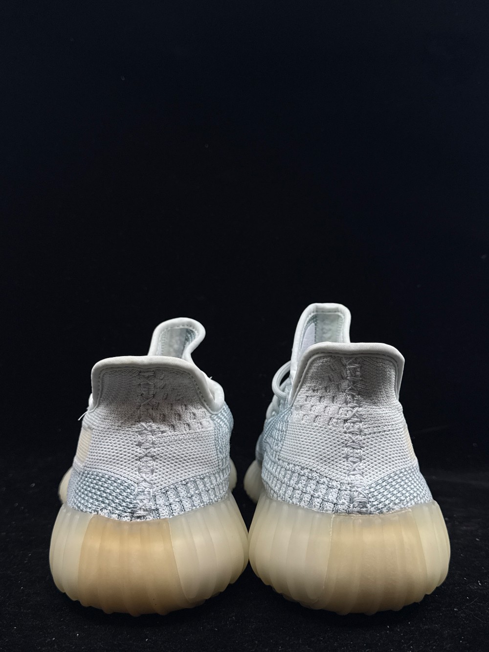 YEEZY 350 BOOST V2 - CLOUD WHITE (NON-REFLECTIVE)
