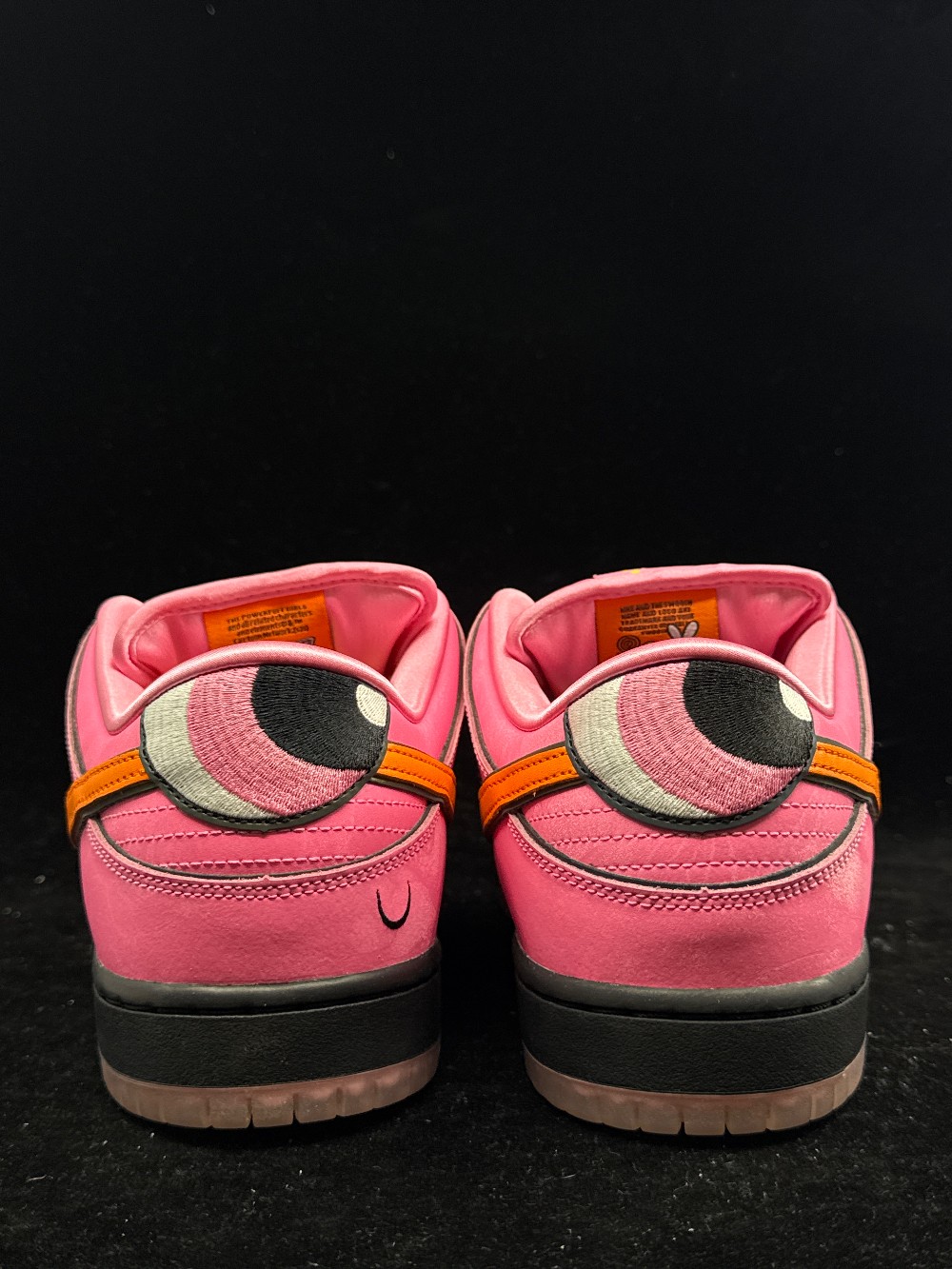NIKE SB DUNK LOW - THE POWERPUFF GIRLS BLOSSOM