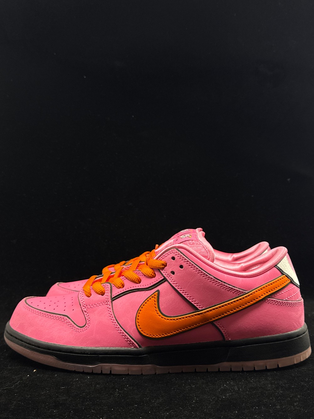 NIKE SB DUNK LOW - THE POWERPUFF GIRLS BLOSSOM