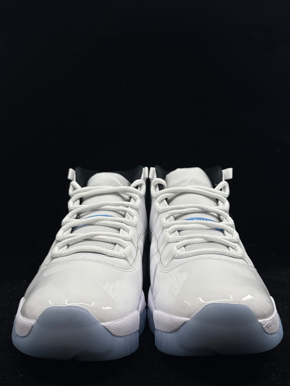 AJ 11 - LEGEND BLUE (2024)