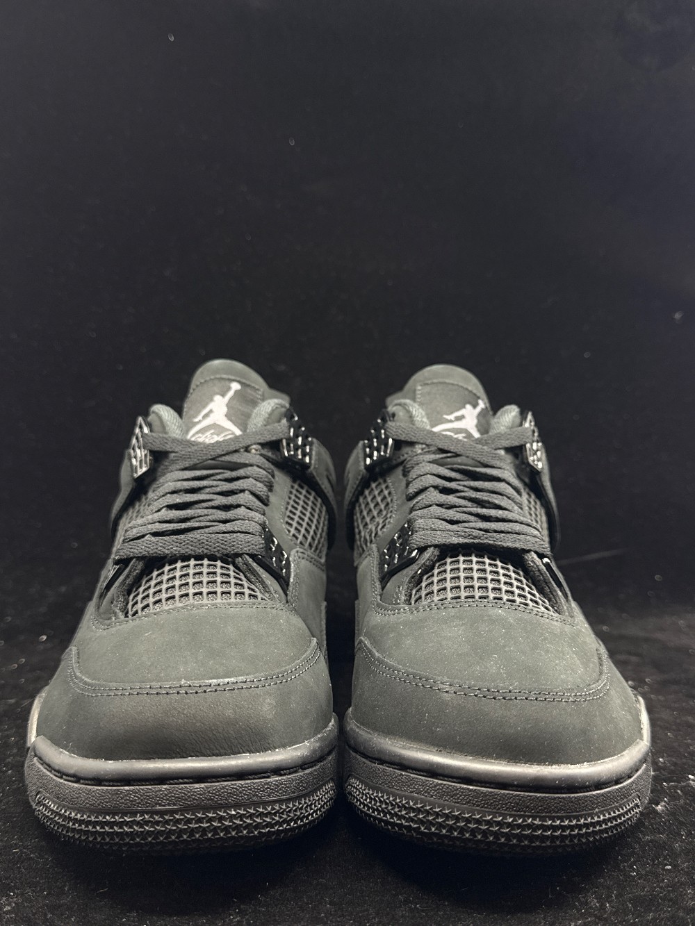 AJ 4 - BLACK CAT (2025)