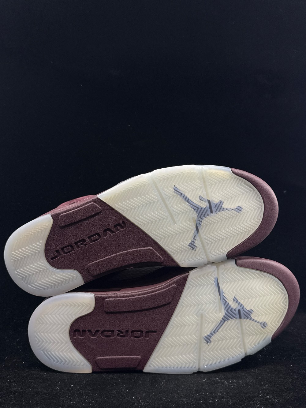 AJ 5 - BURGUNDY (2023)