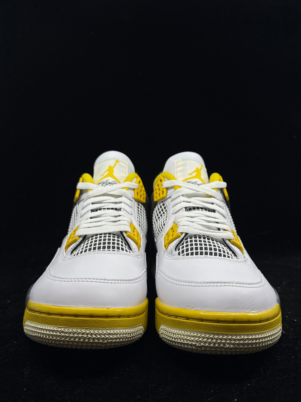 AJ 4 (W) - VIVID SULFUR