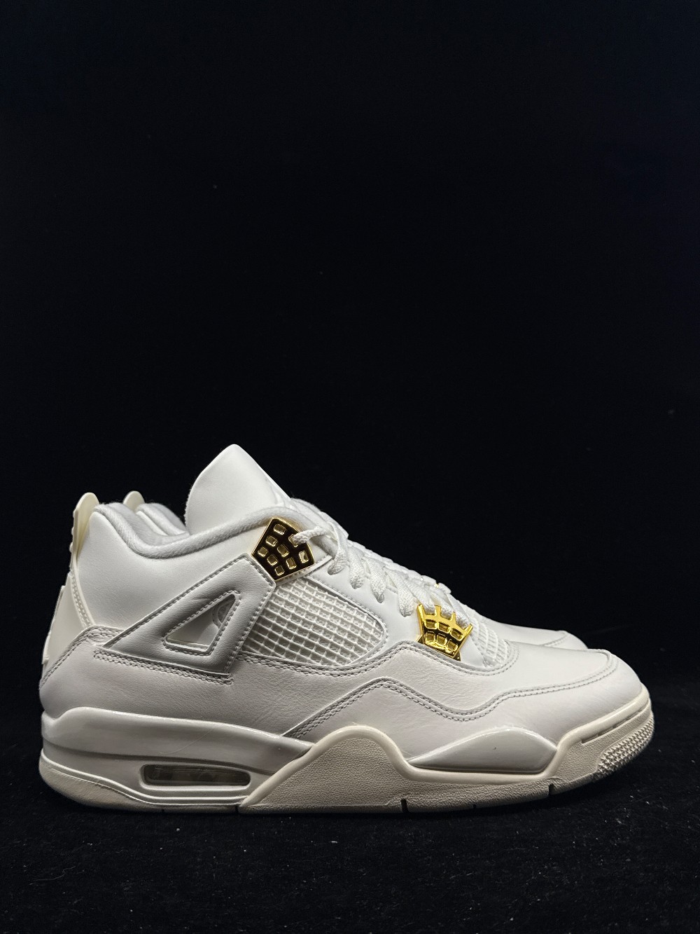 AJ 4 (W) - METALLIC GOLD