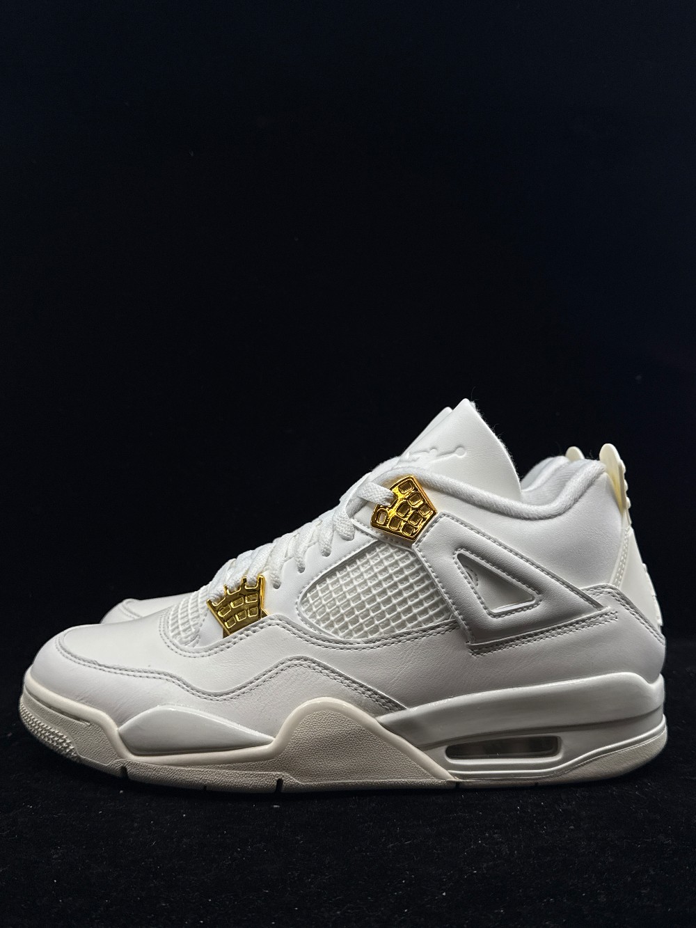 AJ 4 (W) - METALLIC GOLD