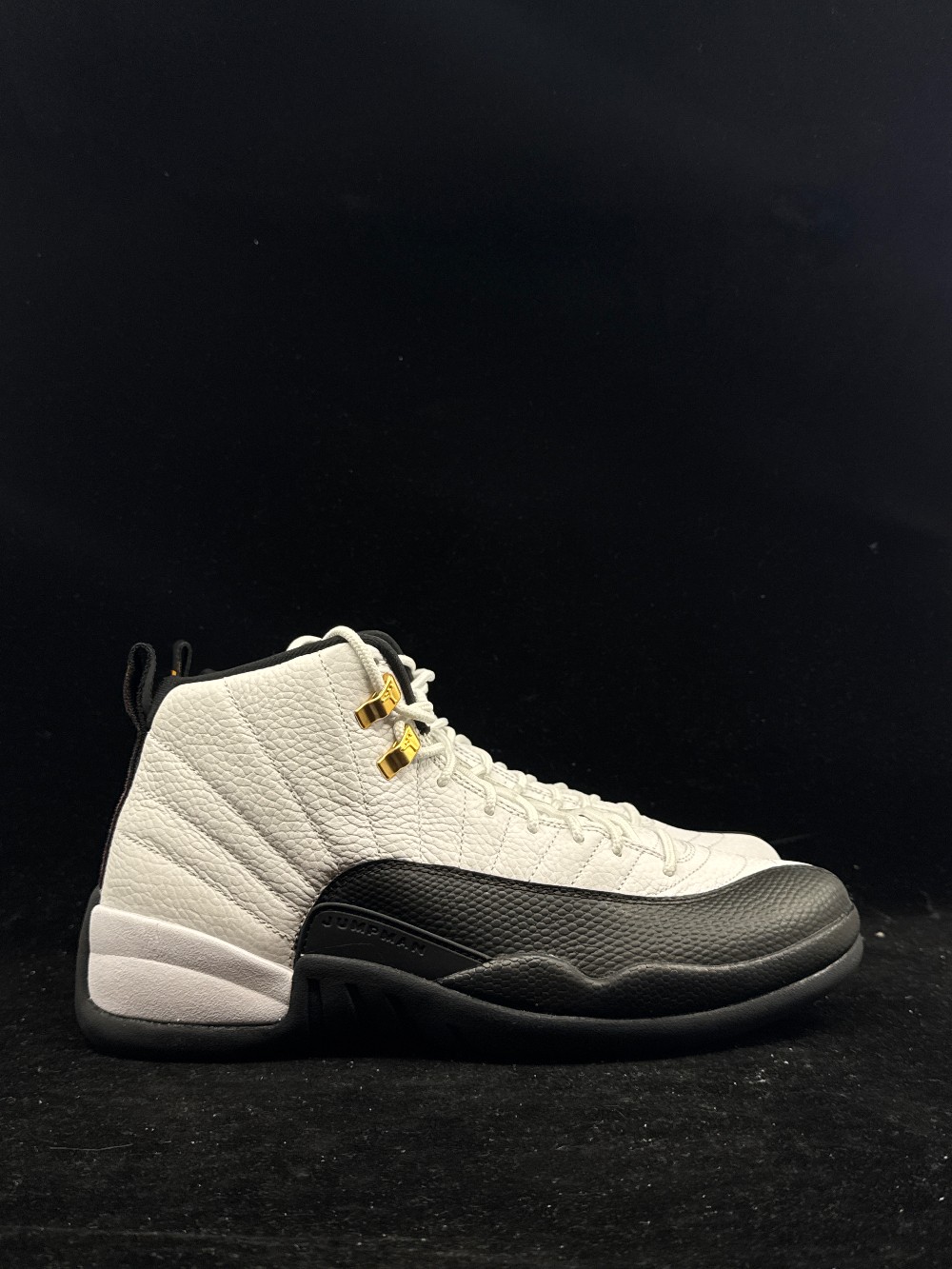 AJ 12 - TAXI (2025)