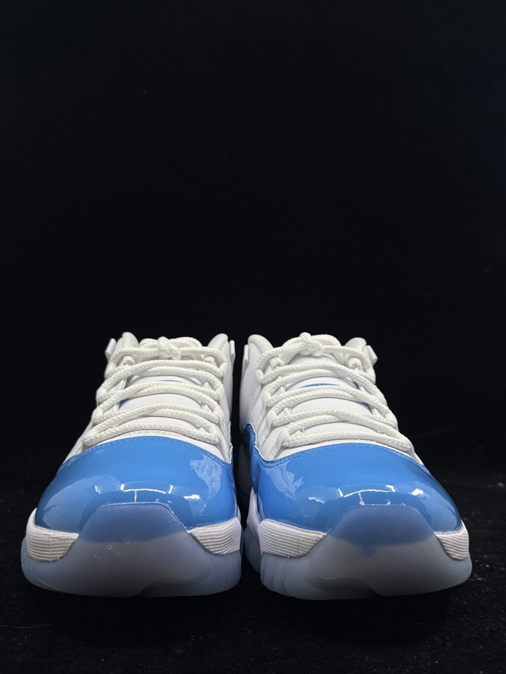 AJ 11 LOW - UNIVERSITY BLUE (2026)