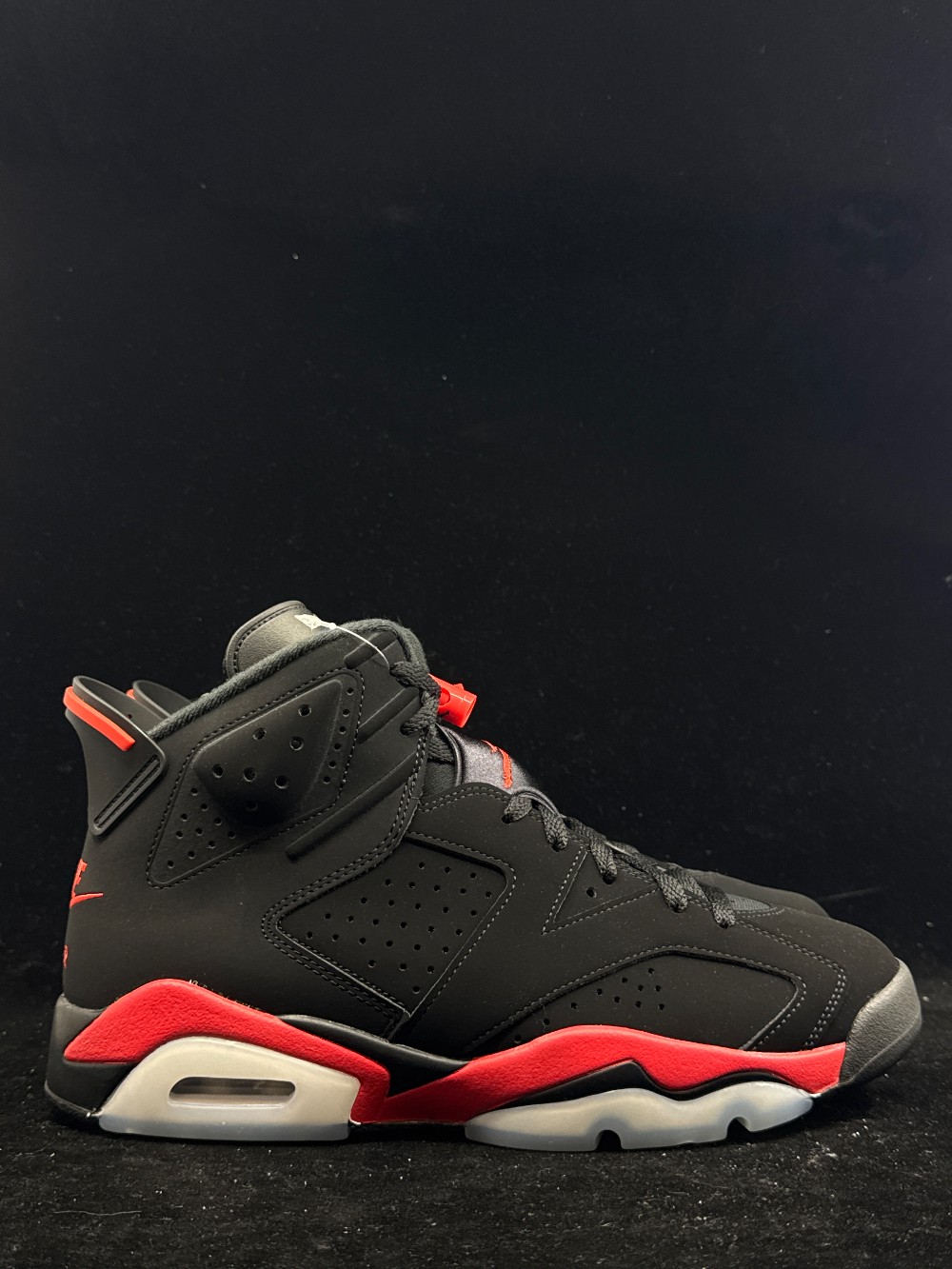 AJ 6 - INFRARED SALESMAN