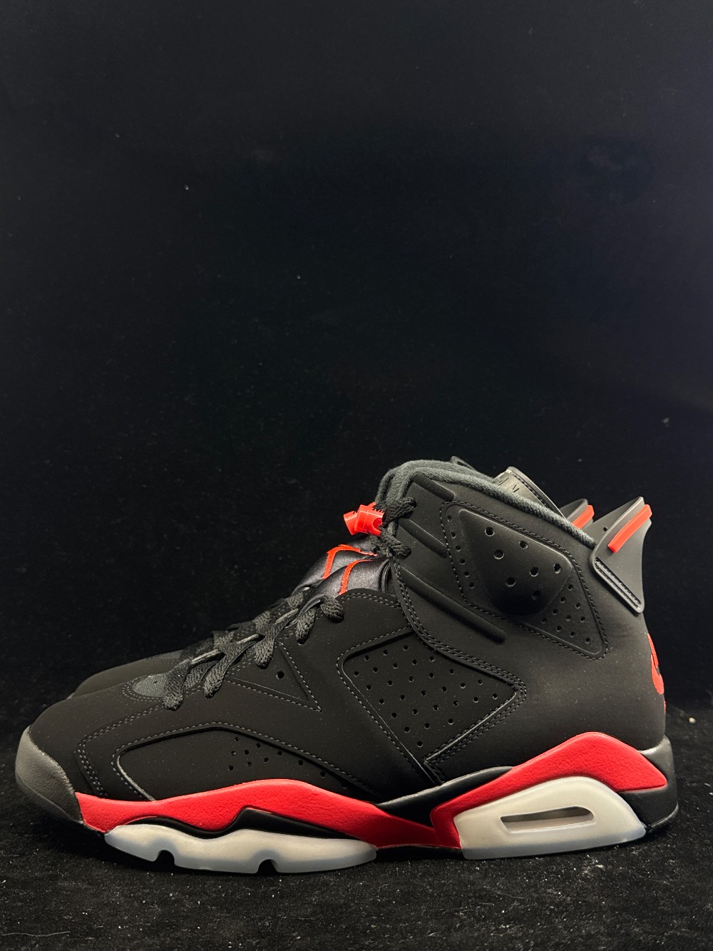 AJ 6 - INFRARED SALESMAN