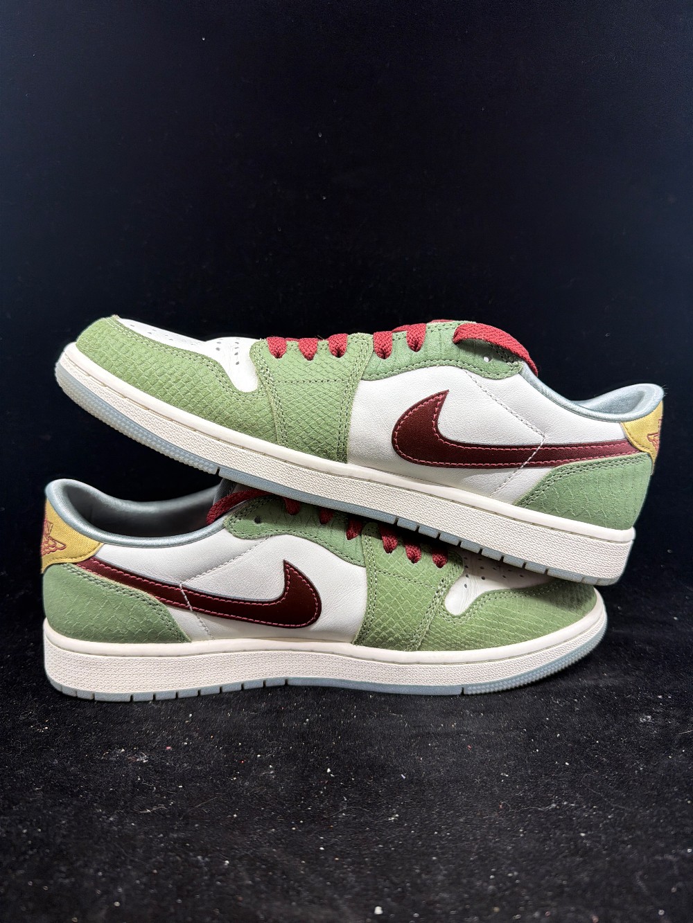 *USED* AJ 1 LOW OG - YEAR OF THE DRAGON (2024)