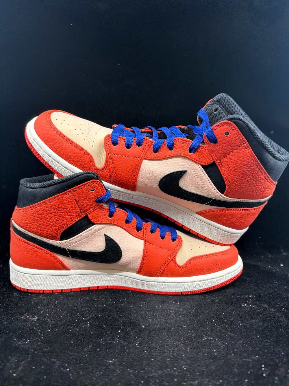 *USED* AJ 1 MID - TEAM ORANGE BLACK