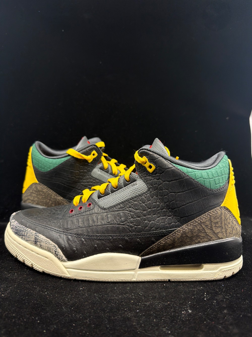 *USED* AJ 3 - ANIMAL INSTINCT 2.0