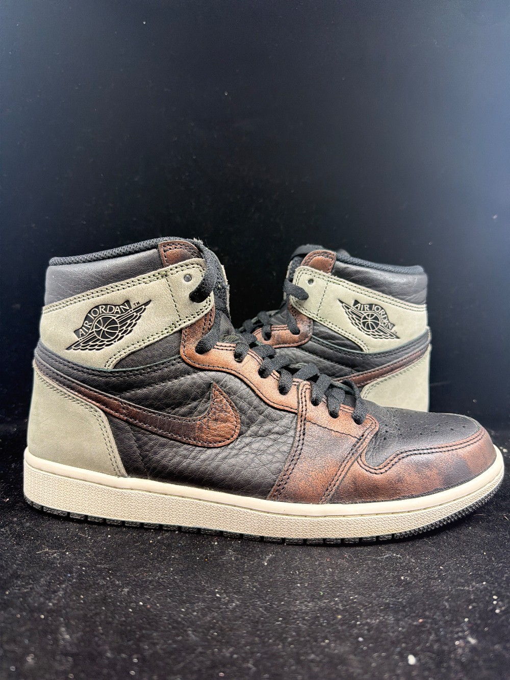 *USED* AJ 1 - LIGHT ARMY RUST SHADOW PATINA