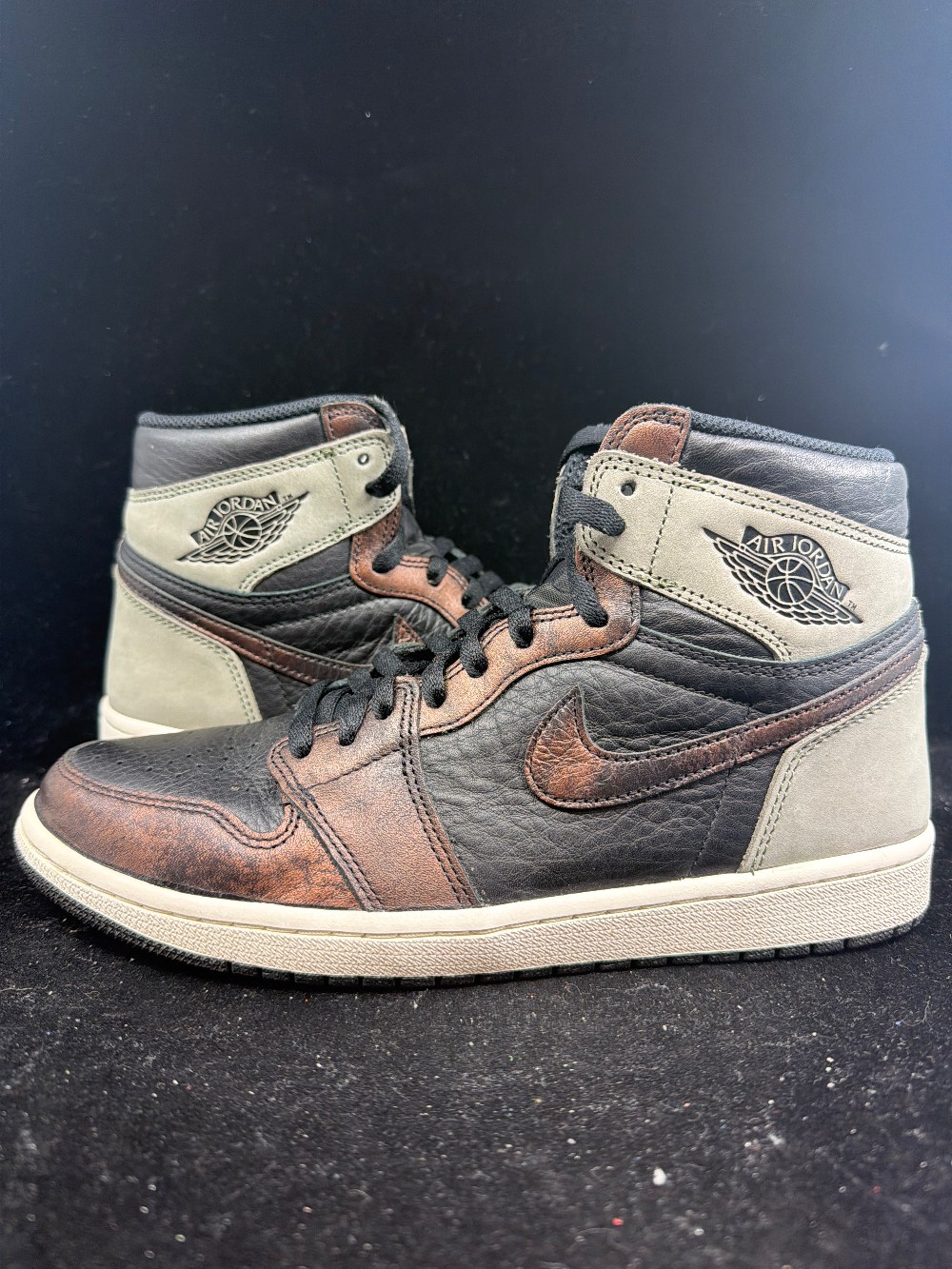 *USED* AJ 1 - LIGHT ARMY RUST SHADOW PATINA