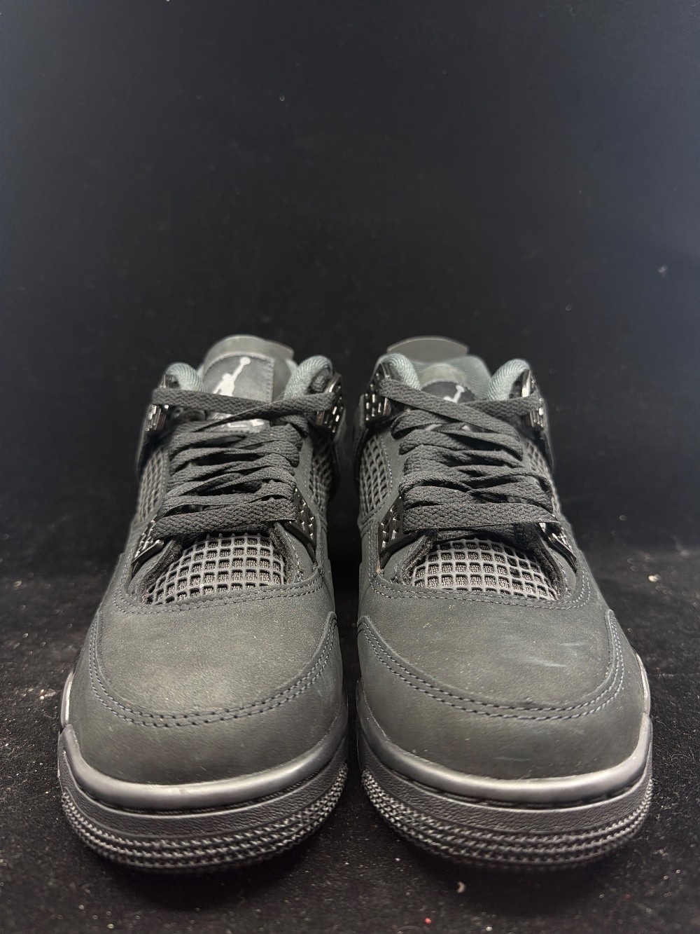 AJ 4 - BLACK CAT (2025)