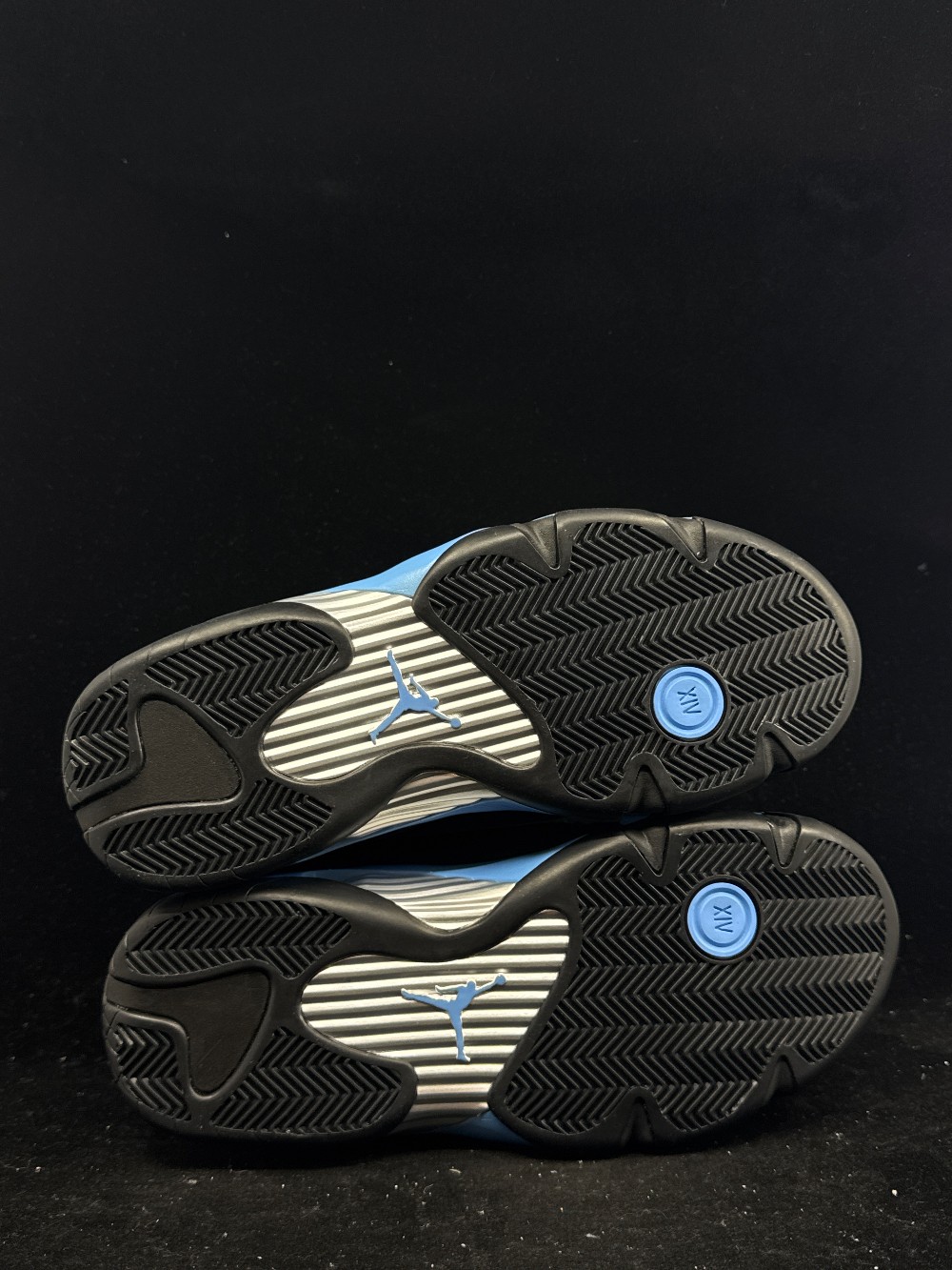 AJ 14 - BLACK UNIVERSITY BLUE (2026)
