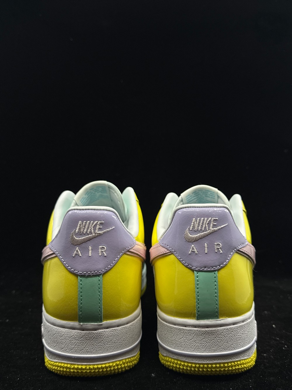 NIKE AIR FORCE 1 LOW - EASTER (2026)
