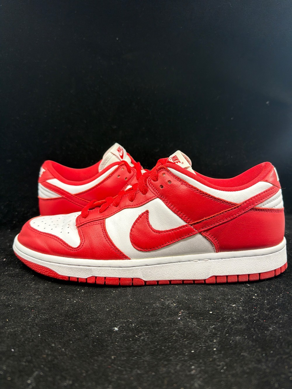 *USED* NIKE DUNK LOW- ST. JOHNS